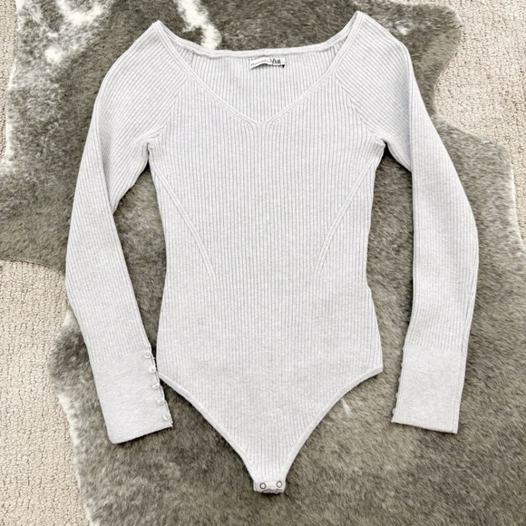 NWT Abercrombie & Fitch Bodysuit - Picture 2 of 12